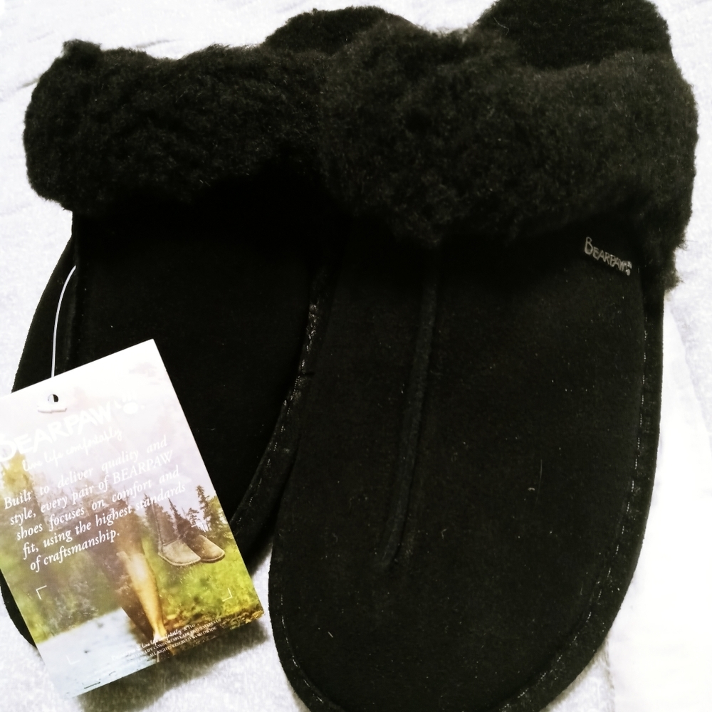 Bearpaw shoes size8